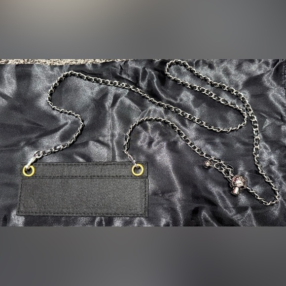 Chanel vintage black Caviar leather large flap wallet with insert/chain - Picture 17 of 17